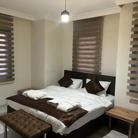 Hotel Vatan House