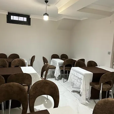 Hotel Vatan House